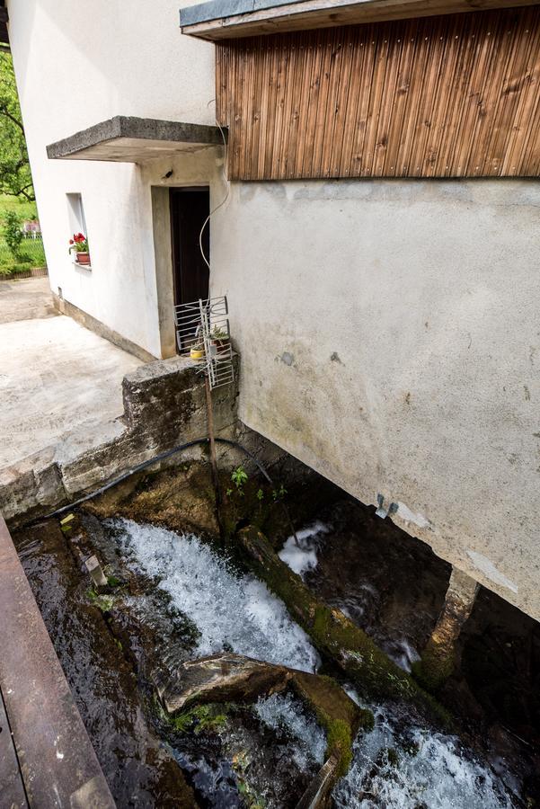 Eko House Dobrenica Bihać Exterior foto